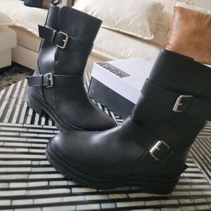 Sleek Black Moto Boots with Buckle Detail